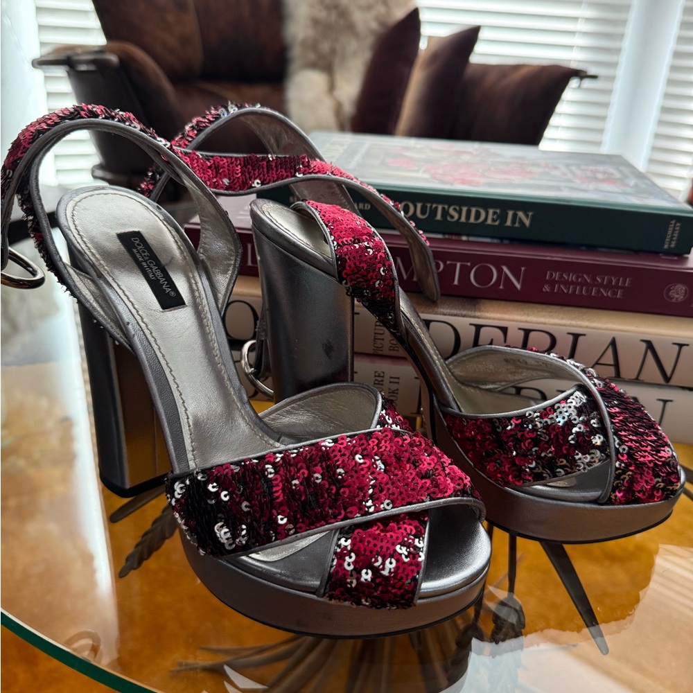 Dolce & Gabbana Red/Silver Sequin Platform Heels 👠 🪩
